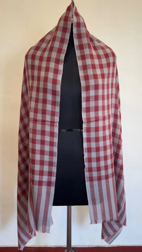 Red_Checked_Pattern_Scarf_For_Women