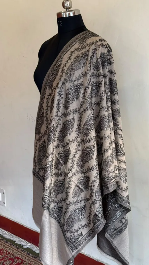 Beige_Paisley_Print_Shawl_For_Women