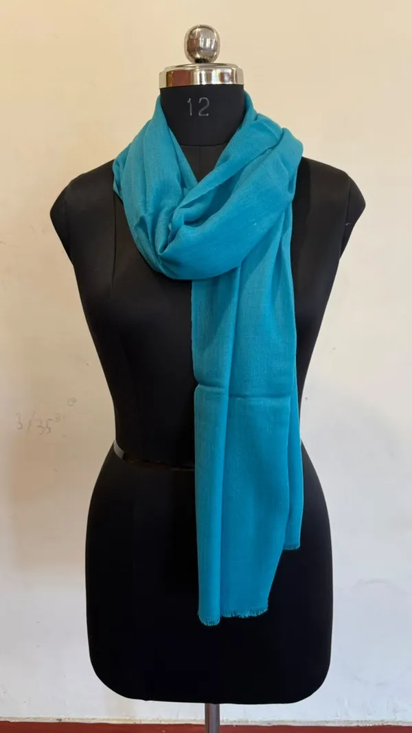 Blue_Textured_Wrap_Scarf_for_Women