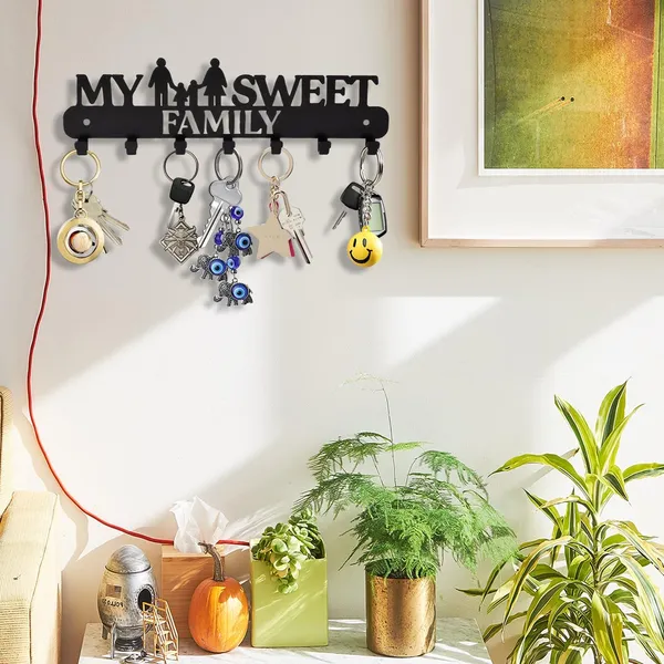 8eenplus_Wall_Mounted_Key_Holder_My_Sweet_Family_Design_7_Hooks_Black_Metal_Decorative_Home_Organisation