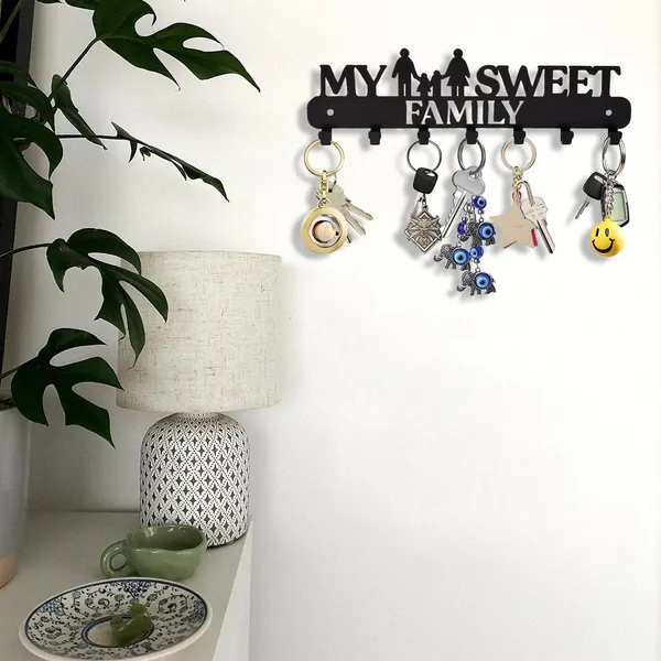 8eenplus_Wall_Mounted_Key_Holder_My_Sweet_Family_Design_7_Hooks_Black_Metal_Decorative_Home_Organisation