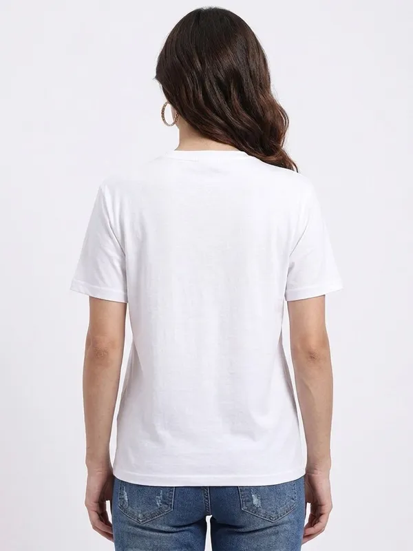 White_Cotton_Regular_Fit_T-Shirt_For_Women
