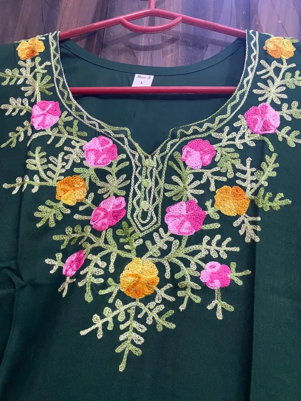 Dark_Green_Viscose_Rayon_Straight_Short_Kurta_For_Women