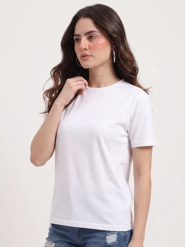 White_Cotton_Regular_Fit_T-Shirt_For_Women