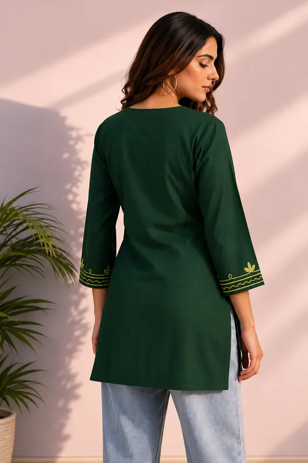 Dark_Green_Viscose_Rayon_Straight_Short_Kurta_For_Women