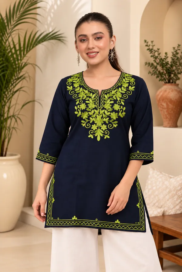 Navy_Blue_Viscose_Rayon_Straight_Short_Kurta_For_Women