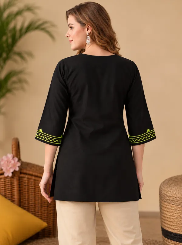 Black_Viscose_Rayon_Straight_Green_Embroidered_Kurta_For_Women