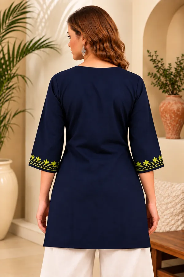 Navy_Blue_Viscose_Rayon_Straight_Short_Kurta_For_Women
