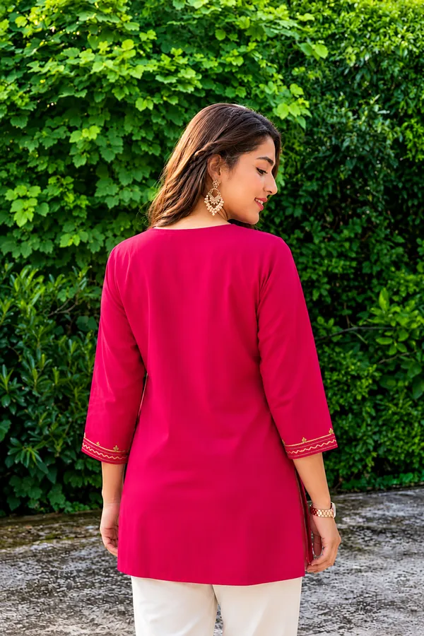 Pink_Viscose_Rayon_Straight_Short_Kurta_For_Women