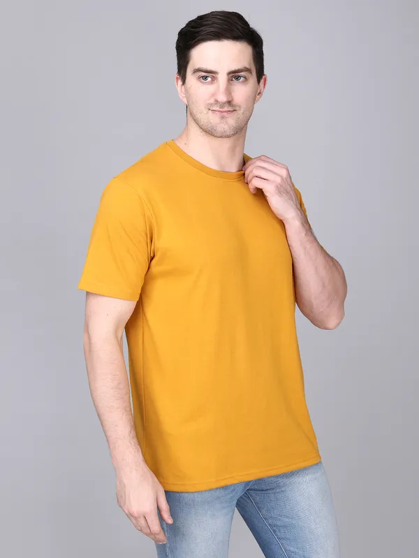 Yellow_Cotton_Regular_Fit_Crew_Neck_T-Shirt_For_Men