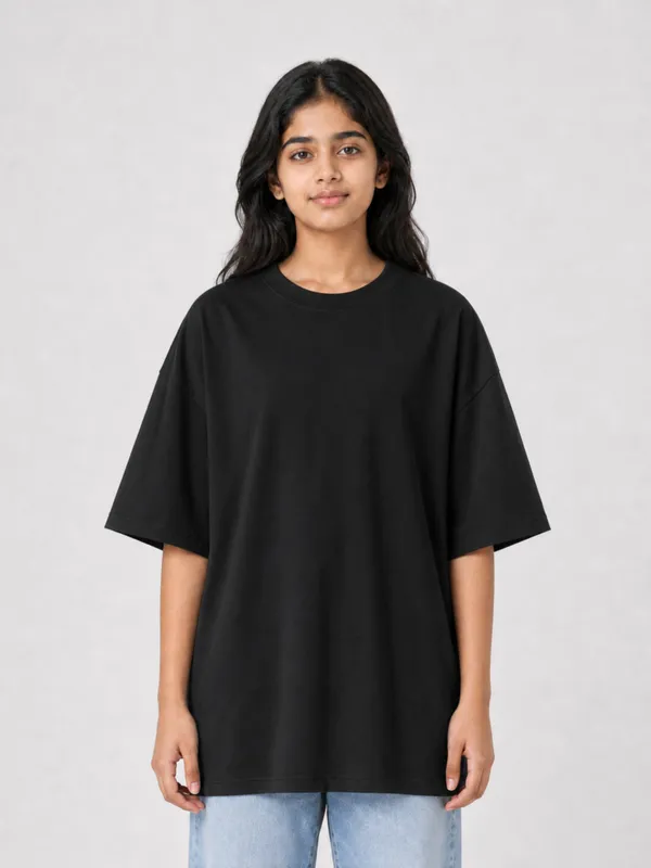 Black_Cotton_Oversized_Graphic_T-Shirt_For_Women