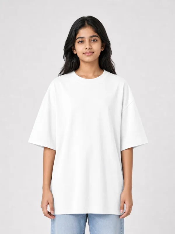 White_Cotton_Oversized_Graphic_T-Shirt_For_Women