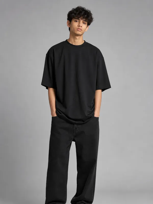 Black_Cotton_Oversized_Graphic_T-Shirt_For_Men