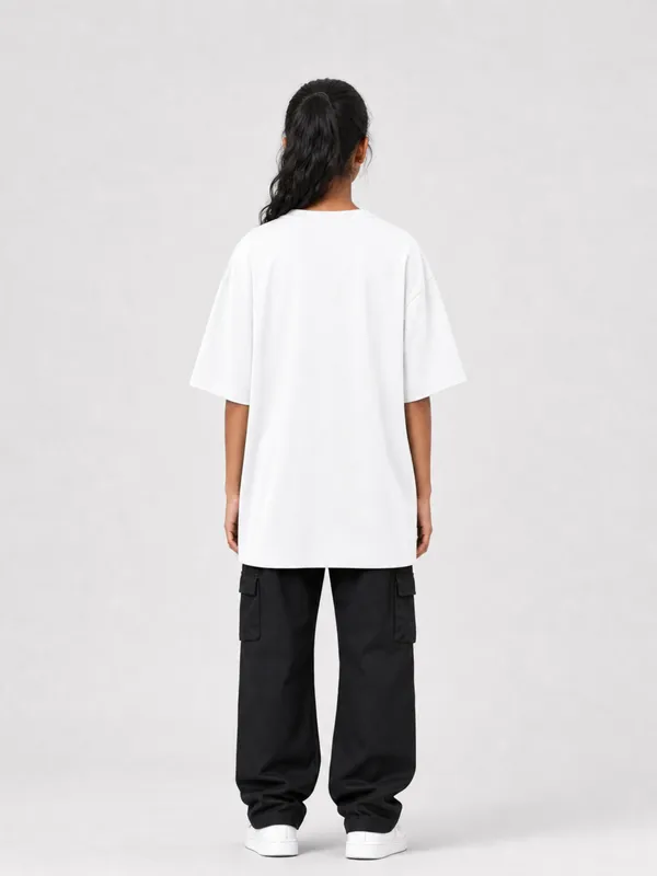 White_Cotton_Oversized_Graphic_T-Shirt_For_Women