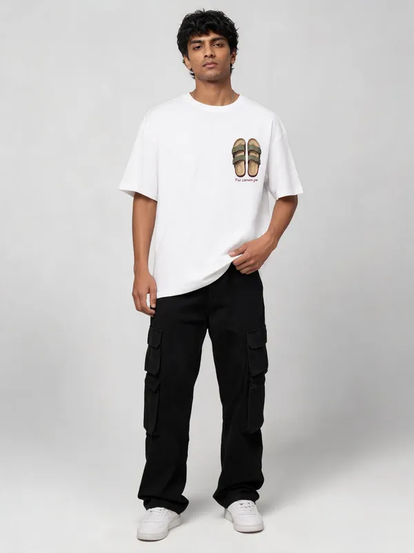 White_Cotton_Oversized_Graphic_T-Shirt_For_Men