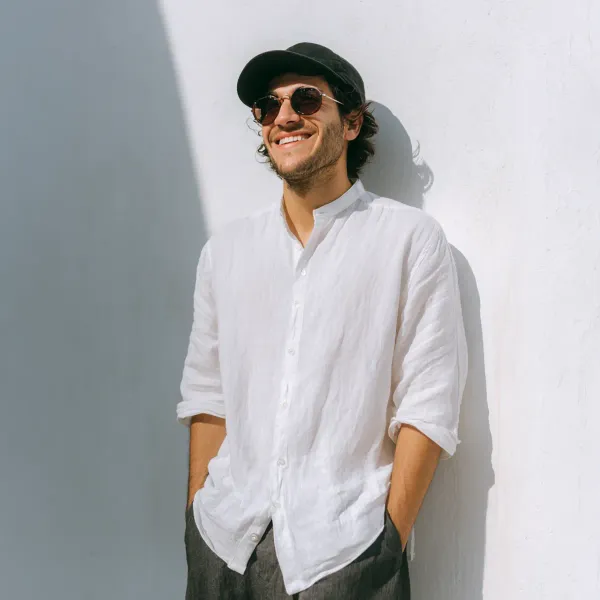 The_Classic_White_Linen_Shirt_Men