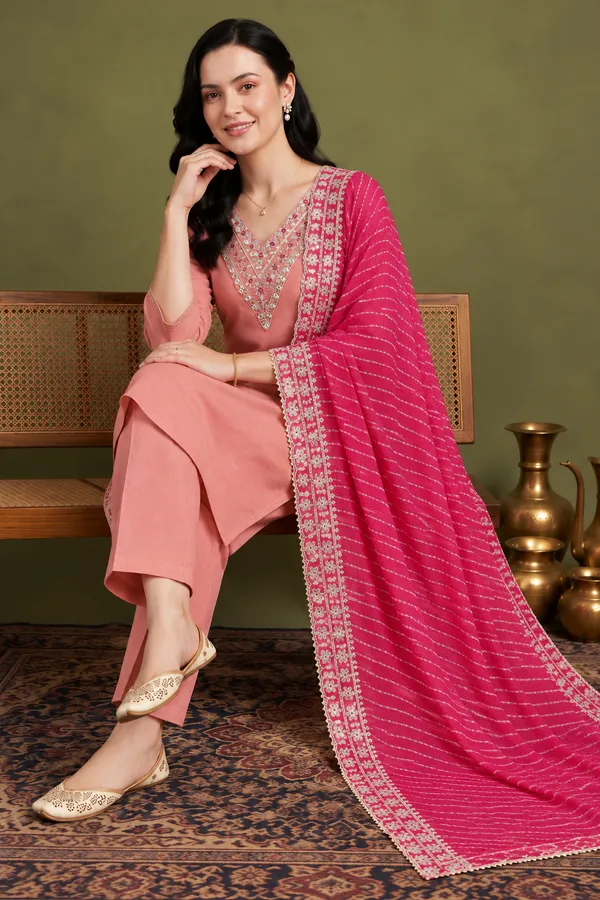 Cotton_Blend_Kurti_Set_With_Bottom_And_Dupatta