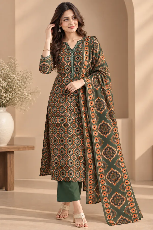 Cotton_Blend_Kurti_Set_With_Bottom_And_Dupatta