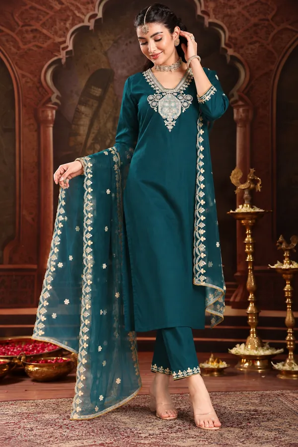Cotton_Blend_Kurti_Set_With_Bottom_And_Dupatta