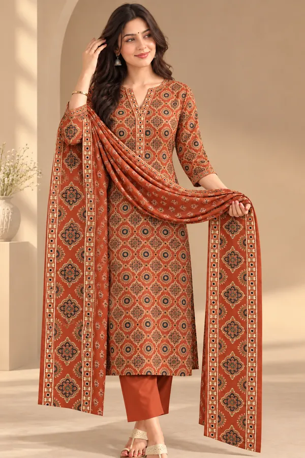 Cotton_Blend_Kurti_Set_With_Bottom_And_Dupatta