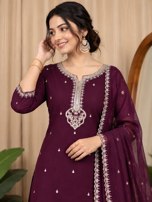 Cotton_Blend_Kurti_Set_With_Bottom_And_Dupatta