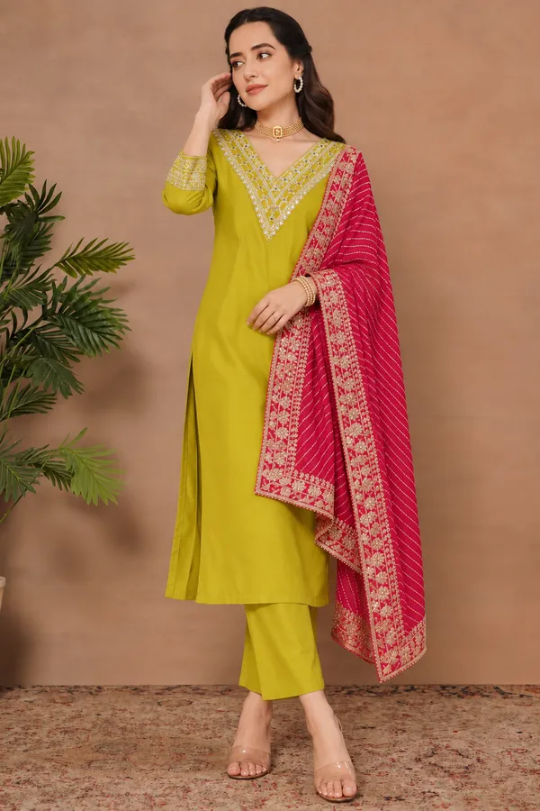 Cotton_Blend_Kurti_Set_With_Bottom_And_Dupatta