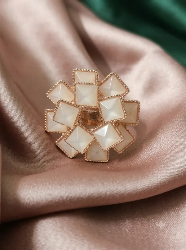 Rose_Gold_Tone_Floral_Statement_Ring_for_Women
