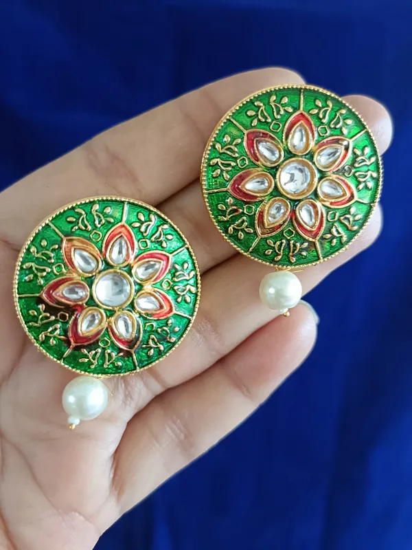 Green_necklace_earring_set