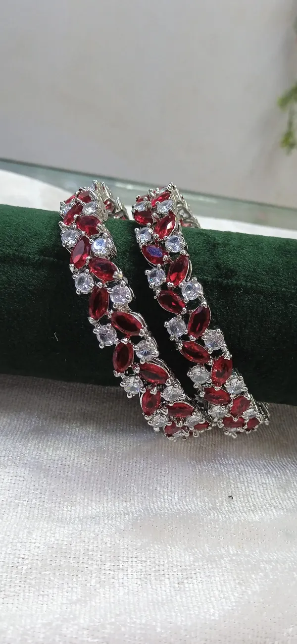 Aaliya_American_Diamond_Bangles_Red