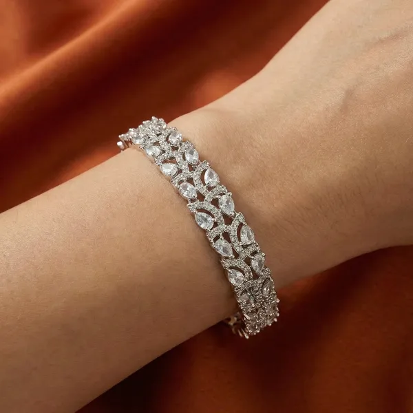 Aaliya_American_Diamond_Bangles_Silver