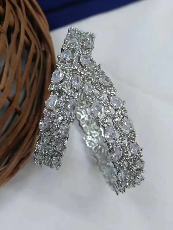 Aaliya_American_Diamond_Bangles_Silver