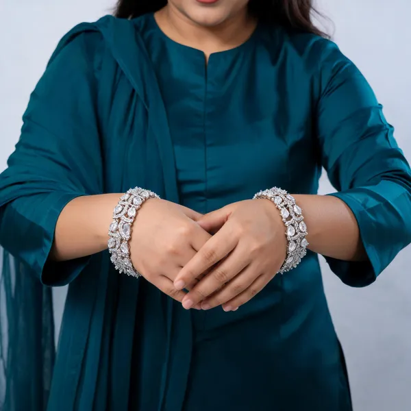 Aaliya_American_Diamond_Bangles_Silver
