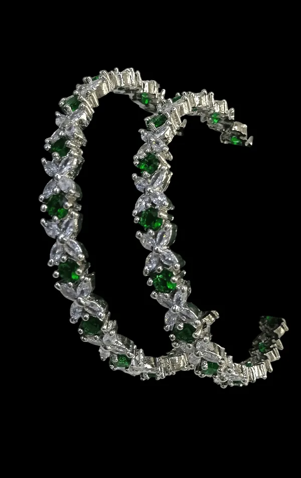 Nitya_Emerald_Green_American_Diamond_Bangles