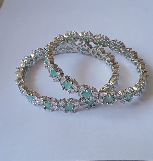 Nitya_Mint_Green_American_Diamond_Bangles