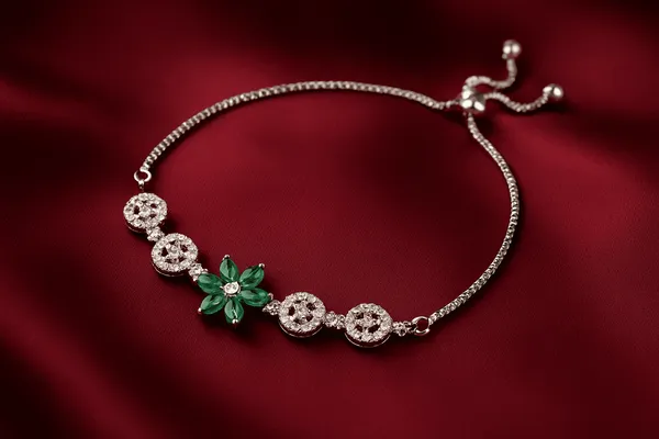 American_Diamond_Sleek_Green_Bracelet