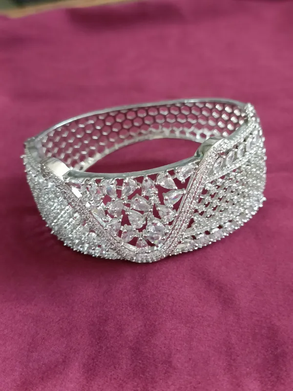 Designer_American_diamond_Silver_Plated_Bracelet