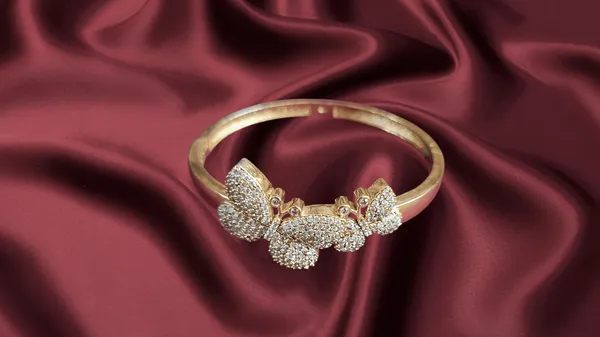 Butterfly_Gold_Plated_Anti_Tarnish_Bracelet