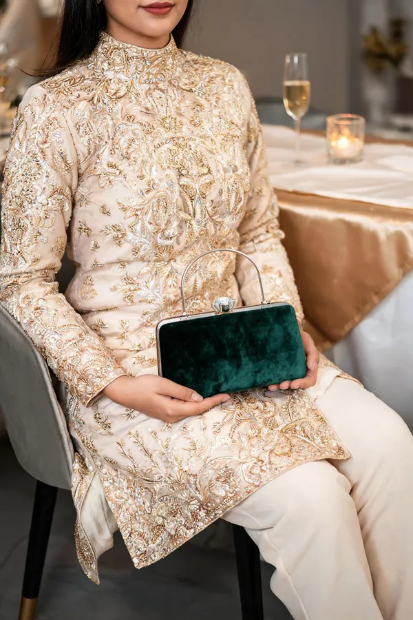 Crystle_Bloom_Dabka_Work_Green_Clutch