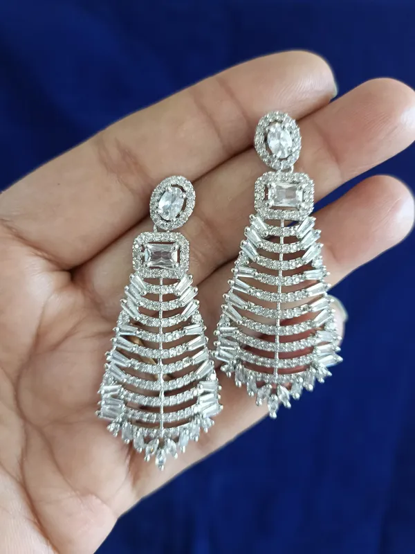 Sofia_Silver_Zirconia_Earrings