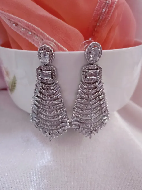 Sofia_Silver_Zirconia_Earrings