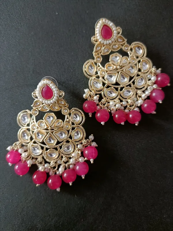 Tamanna_Magenta_Gold_Plated_Chandbalies_Earrings