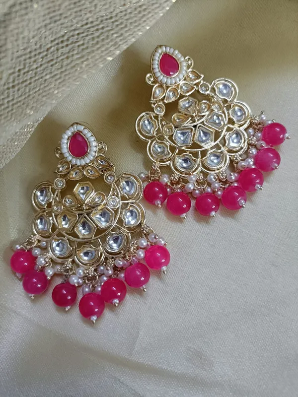 Tamanna_Magenta_Gold_Plated_Chandbalies_Earrings