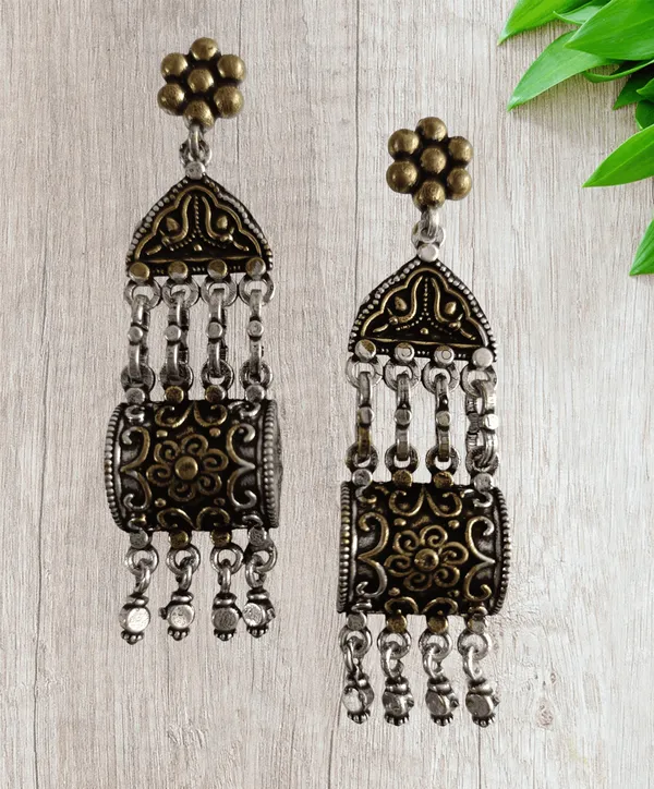 Shaya_Delight_Oxidised_Earrings