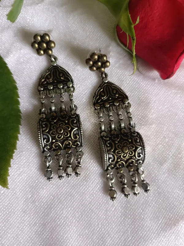 Shaya_Delight_Oxidised_Earrings