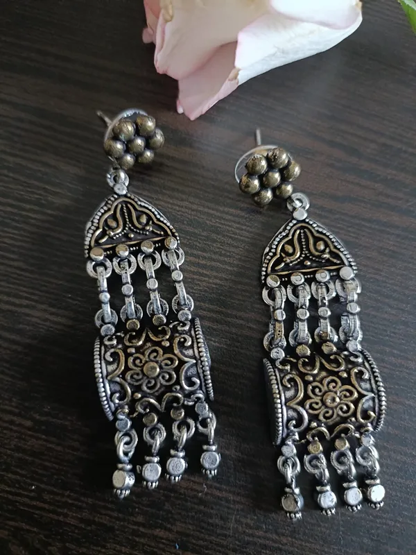 Shaya_Delight_Oxidised_Earrings