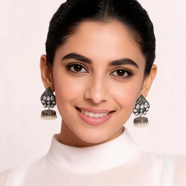 Lavanya_Leaf_Stone_Studded_Oxidized_Earrings