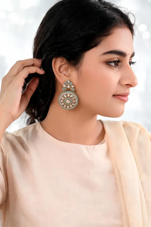Sanyogita_Gold_polished_Green_Stunning_Earrings
