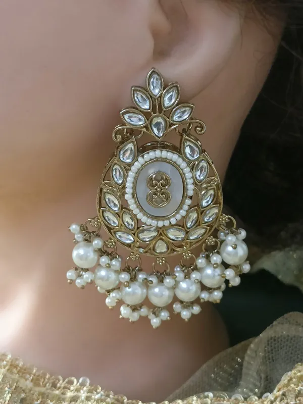 Ruhi_Off_White_Gold_Plated_Statement_Earrings