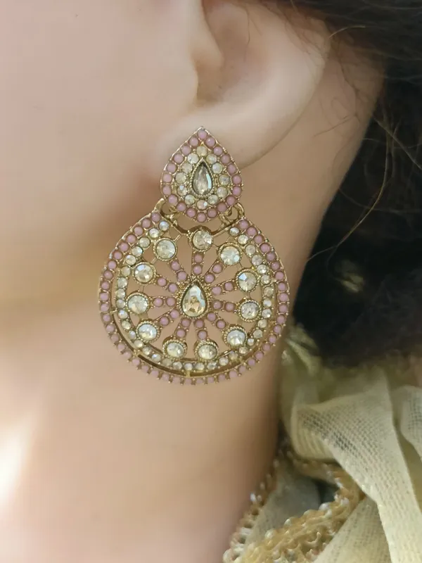 Sanyogita_Gold_polished_Pink_Stunning_Earrings