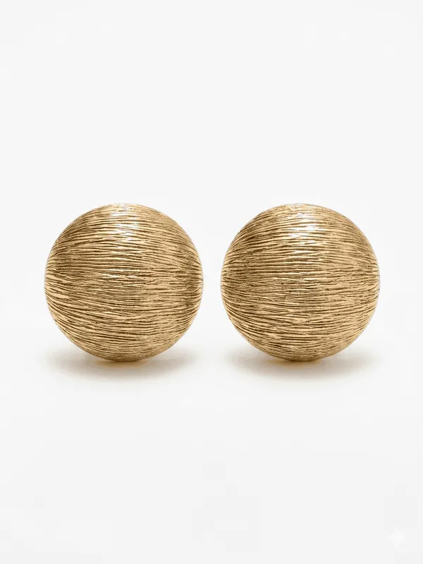 Golden_Eclipse_Stud_Earrings